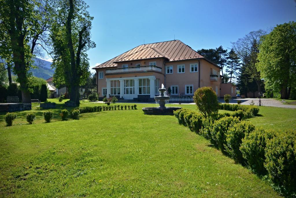 Svatojansky Kastiel Hotel Liptovský Ján Exterior foto